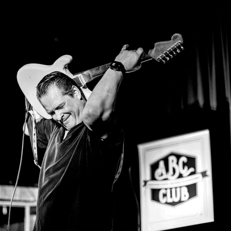 Shawn Pittman & The Özdemirs