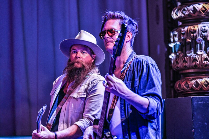 Robert Jon & The Wreck
