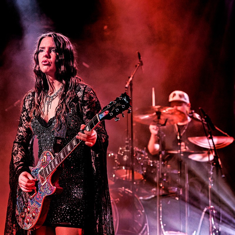 Ally Venable live in Luxor Arnhem
