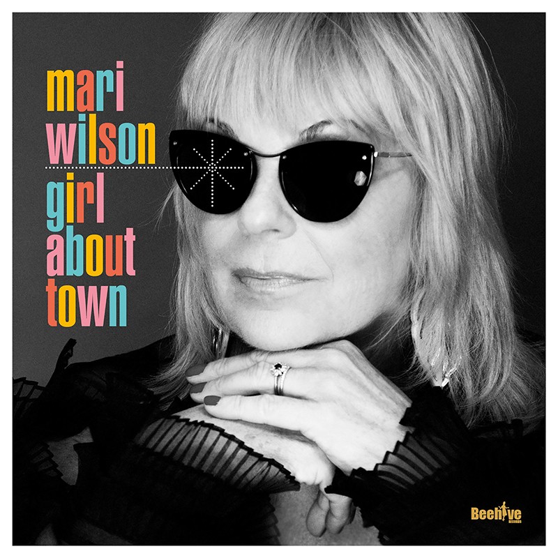 Mari Wilson on the album cover of Girl About Town